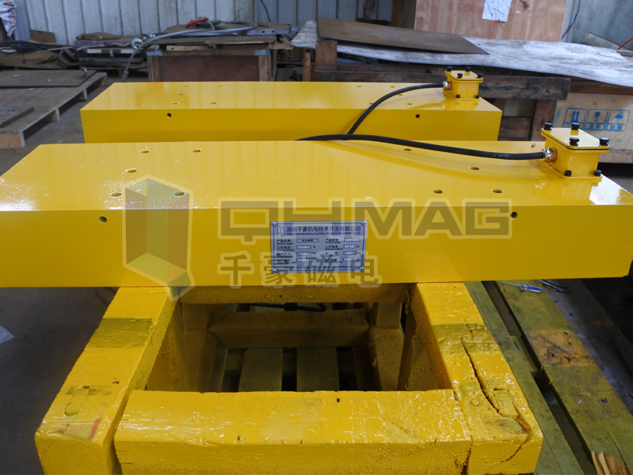 最新出貨--老客戶回購(gòu)5臺(tái)鋼管吊裝電永磁鐵