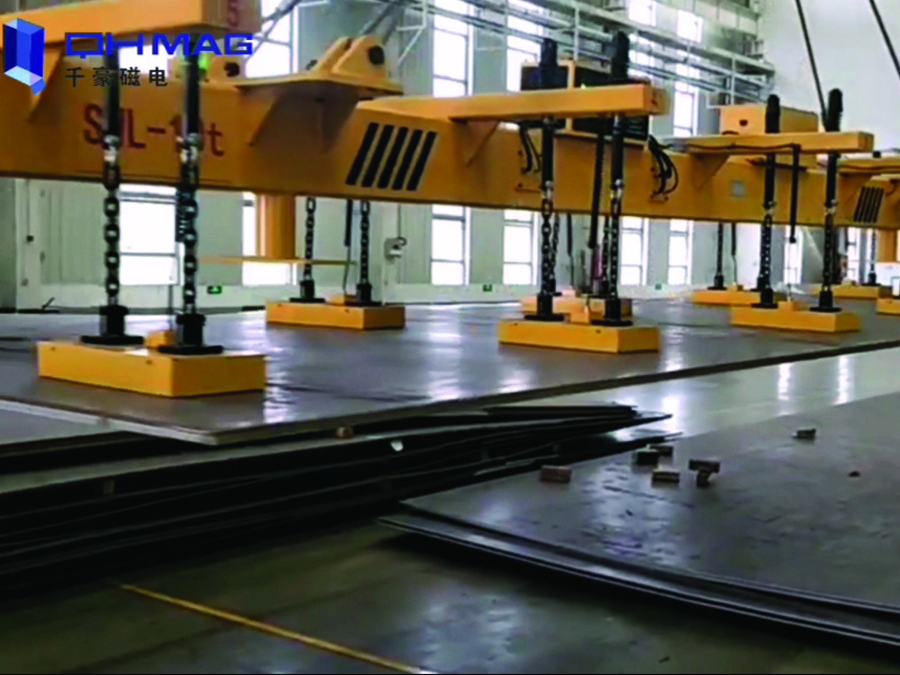 （視頻）鋼板磁力吊：輕輕松松吊運(yùn)8個(gè)毫米厚的的長(zhǎng)鋼板！