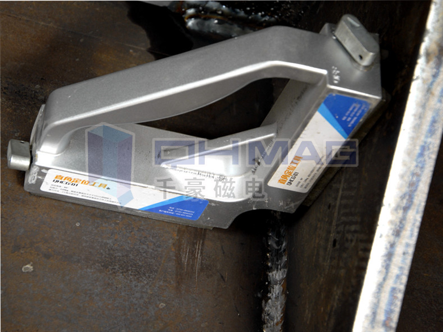 直角焊接強(qiáng)力扳手