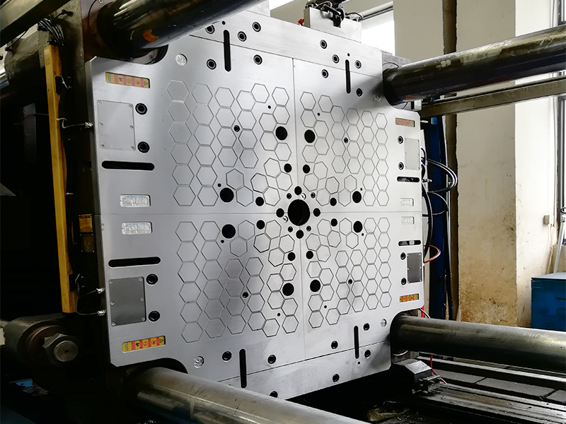 電永磁吸盤(pán),注塑機(jī)快速換模,電永磁起重器
