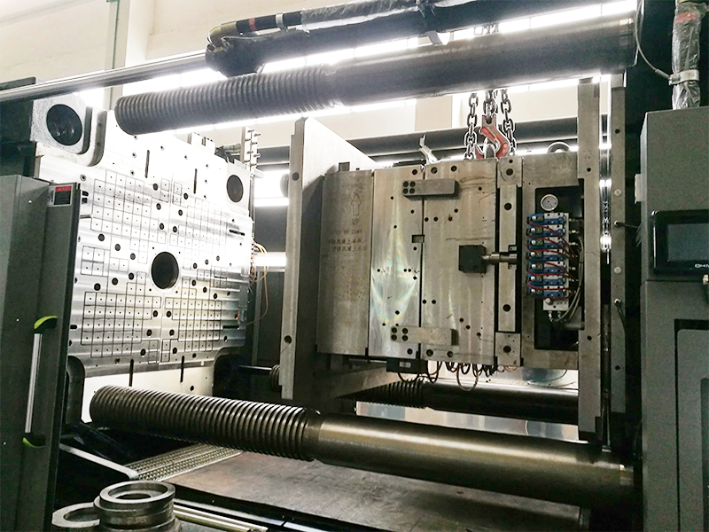 電永磁吸盤,注塑機(jī)快速換模,電永磁起重器