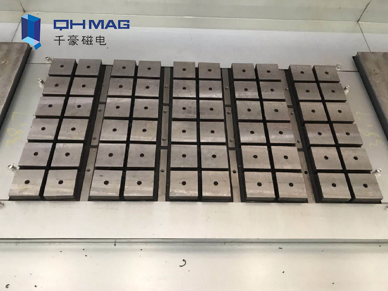 電永磁吸盤,注塑機(jī)快速換模,電永磁起重器